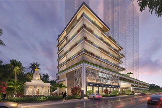 Clubhouse at Regency Luxuria